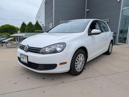 Candy White 2011 Volkswagen Golf 2.5L