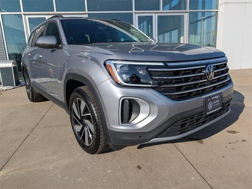 2025 Volkswagen Atlas 2.0T SE w/Technology 4MOTION