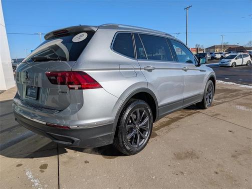 2022 Volkswagen Tiguan 2.0T SE 4MOTION
