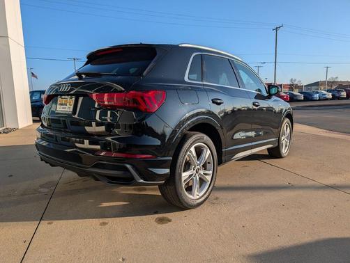 2022 Audi Q3 45 S line Premium Plus