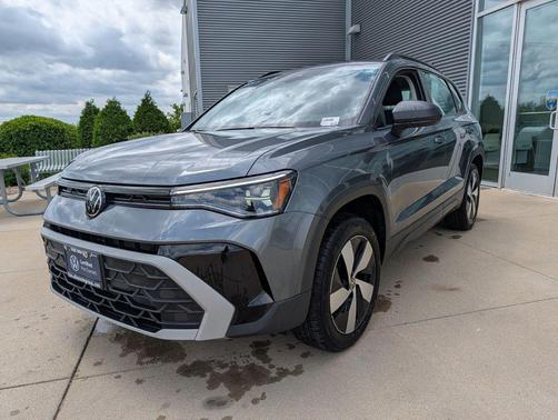 Platinum Gray Metallic 2025 Volkswagen Taos 1.5T S