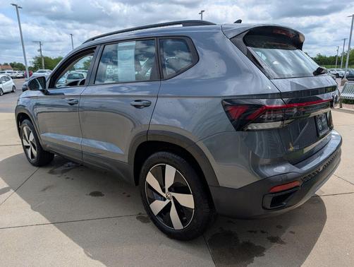 Platinum Gray Metallic 2025 Volkswagen Taos 1.5T S