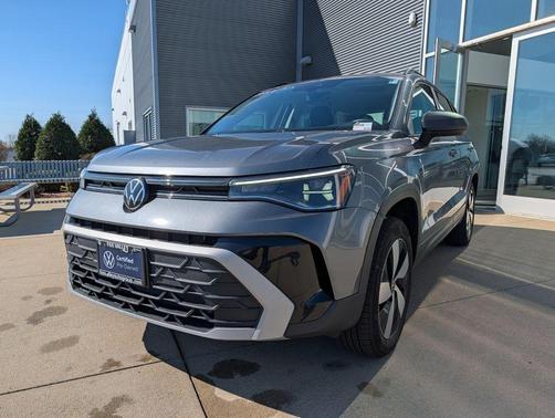 Platinum Gray Metallic 2025 Volkswagen Taos 1.5T S