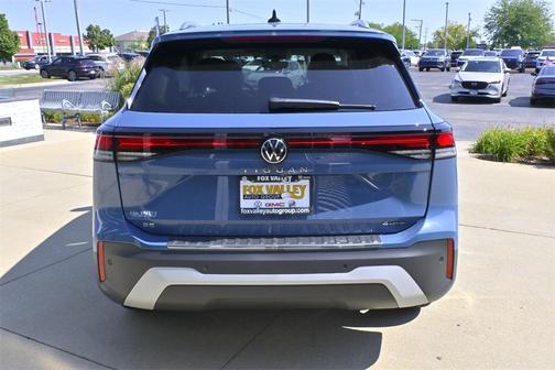 2025 Volkswagen Tiguan 2.0T SE 4MOTION