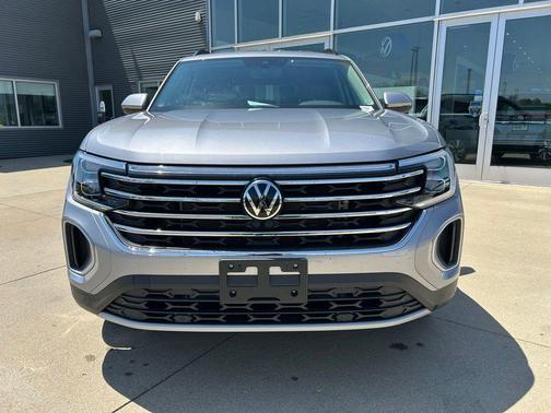 Silver 2026 Volkswagen Atlas 2.0T SE w/Technology 4MOTION