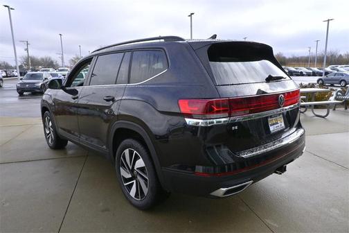 2026 Volkswagen Atlas 2.0T SE w/Technology 4MOTION
