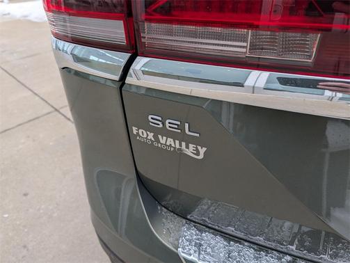 2026 Volkswagen Atlas 2.0T SEL