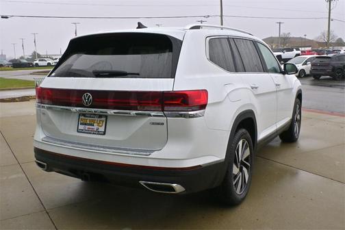 2026 Volkswagen Atlas 2.0T SEL