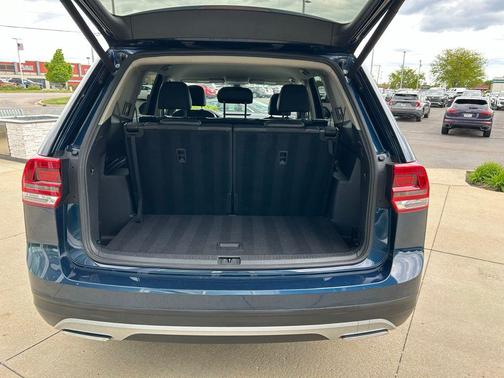 Blue Metallic 2019 Volkswagen Atlas 3.6L SE w/Technology