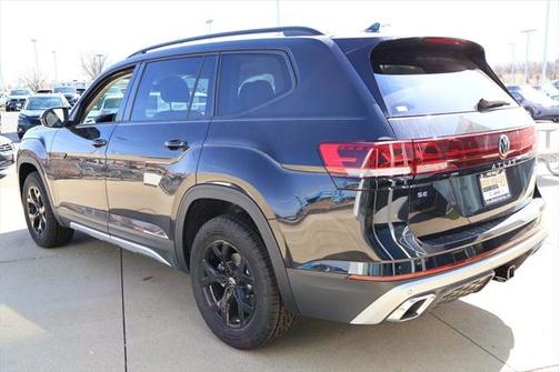 2025 Volkswagen Atlas 2.0T Peak Edition