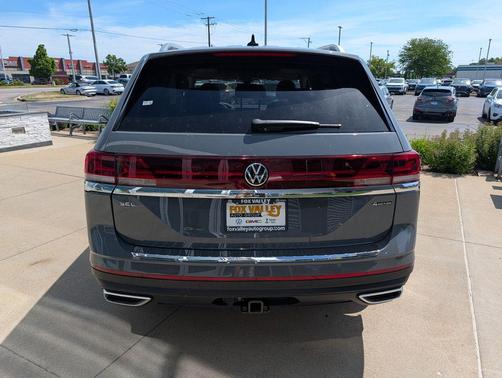 opal white pearl 2026 Volkswagen Tiguan 2.0T SEL R-Line 4MOTION