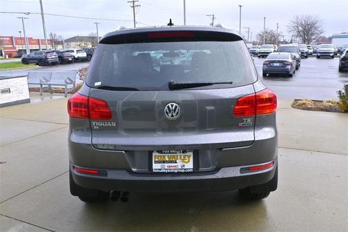 2016 Volkswagen Tiguan SE
