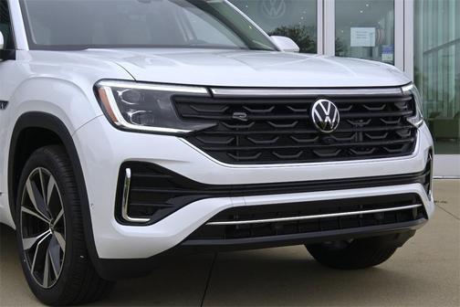 2025 Volkswagen Atlas 2.0T SEL Premium R-Line 4MOTION