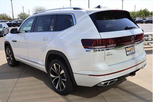 2025 Volkswagen Atlas 2.0T SEL Premium R-Line 4MOTION