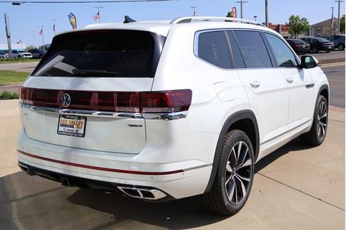 2025 Volkswagen Atlas 2.0T SEL Premium R-Line 4MOTION