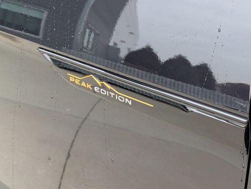 2026 Volkswagen Atlas Peak Edition