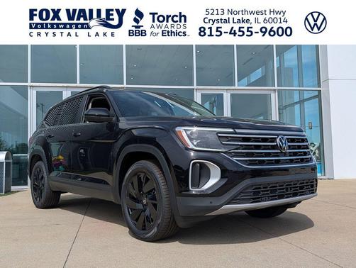 Deep Black Pearl 2026 Volkswagen Atlas 2.0T SE w/Technology 4MOTION