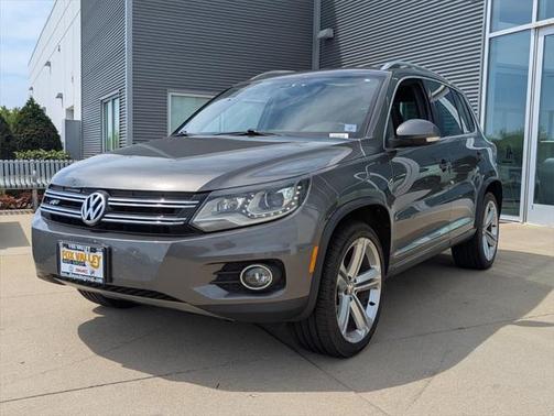 2014 Volkswagen Tiguan 4MOTION Auto R-Line
