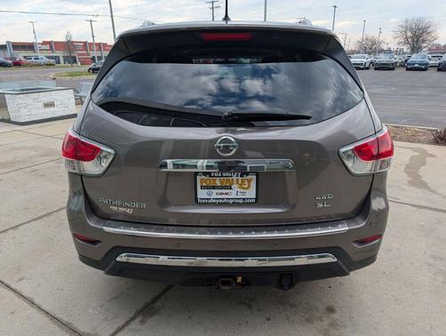 2014 Nissan Pathfinder SL