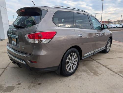 2014 Nissan Pathfinder SL