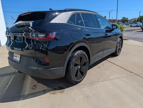 Deep Black 2025 Volkswagen ID.4 AWD Pro S