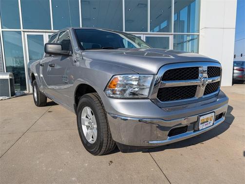 2024 RAM 1500 Classic SLT