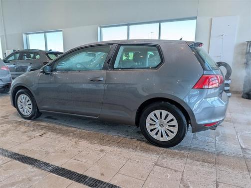 2015 Volkswagen Golf Launch Edition 2-Door