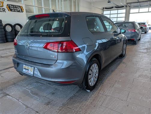 2015 Volkswagen Golf Launch Edition 2-Door