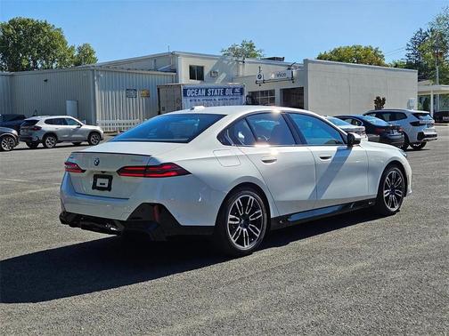 2026 BMW 530 i xDrive