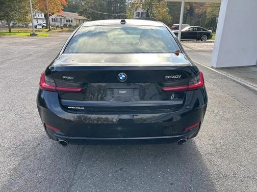 2023 BMW 330 xDrive