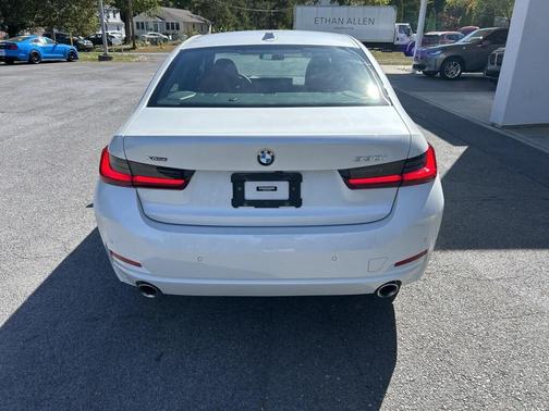 2023 BMW 330 xDrive