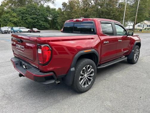 2023 GMC Canyon Denali
