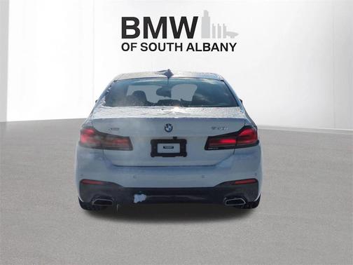 2023 BMW 540 i xDrive