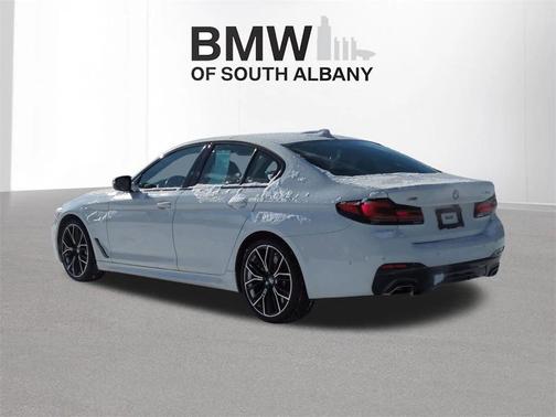 2023 BMW 540 i xDrive