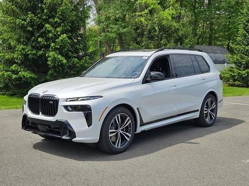 2026 BMW X7 M60i