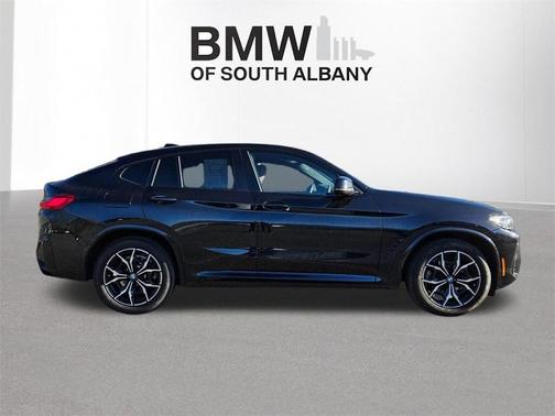 2023 BMW X4 xDrive30i