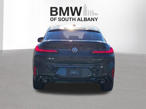 2023 BMW X4 xDrive30i