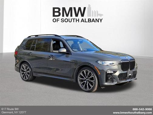 2022 BMW X7 M50i