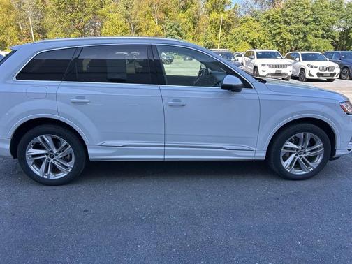 2021 Audi Q7 55 Premium Plus
