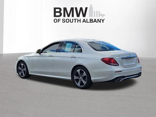 2017 Mercedes-Benz E-Class 4MATIC