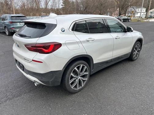 2023 BMW X2 xDrive28i