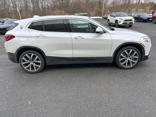 2023 BMW X2 xDrive28i