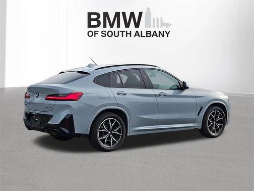 2023 BMW X4 xDrive30i