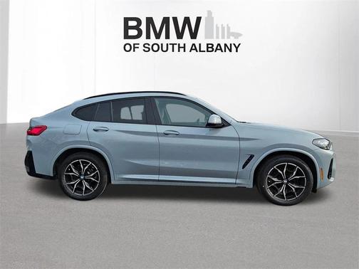 2023 BMW X4 xDrive30i