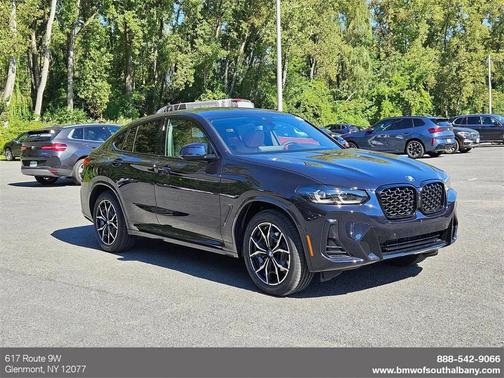 2025 BMW X4 xDrive30i
