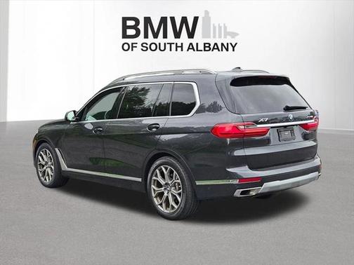 2022 BMW X7 xDrive40i