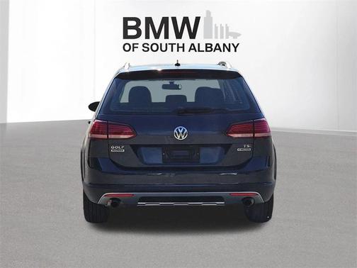2018 Volkswagen Golf Alltrack TSI S