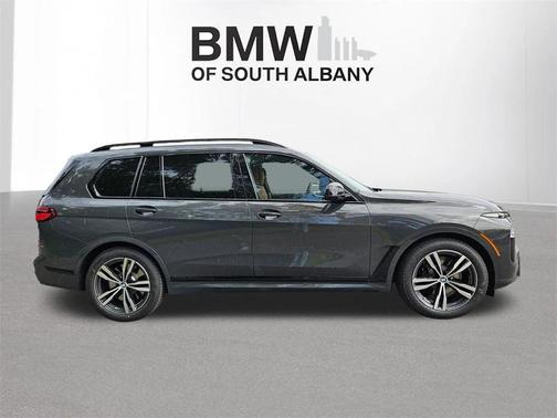 2026 BMW X7 M60i