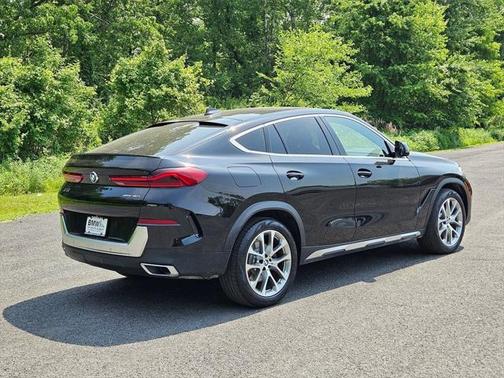 2022 BMW X6 xDrive40i