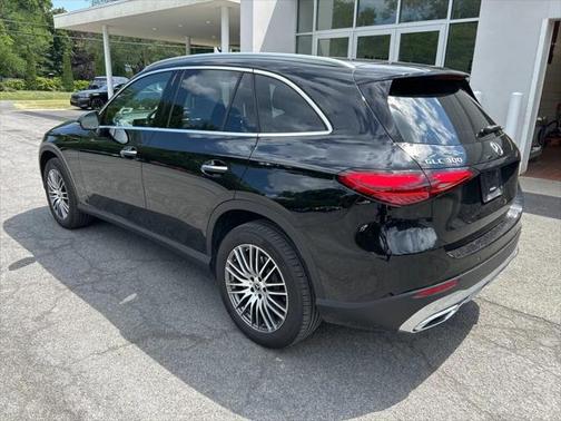 2025 Mercedes-Benz GLC 300 4MATIC